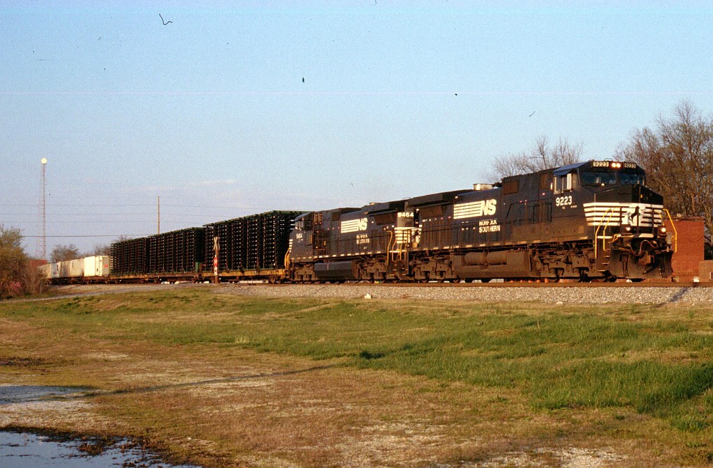 NS NB intermodal